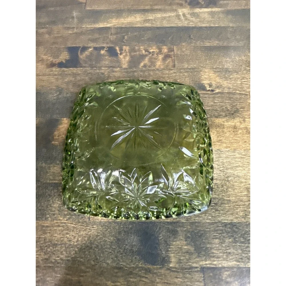 Vintage Hazel Atlas Green Glass Starburst Square‎ Dish Ashtray